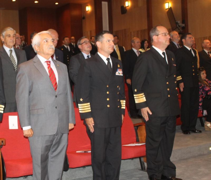 Lee más sobre el artículo ACADEMIA DE GUERRA NAVAL LANZÓ EL LIBRO «LOGÍSTICA OPERATIVA NAVAL»