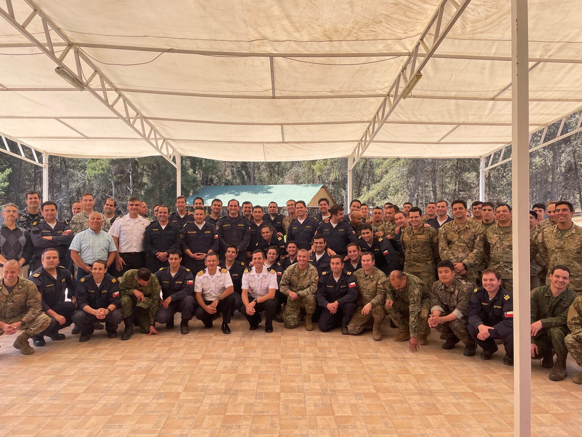 Lee más sobre el artículo Alumnos Realizan Actividad Práctica de Liderazgo en la Base IM Concón