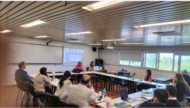 Lee más sobre el artículo Profesora de la Academia de Guerra Naval Participó en Jornada Internacional de Formación Doctoral