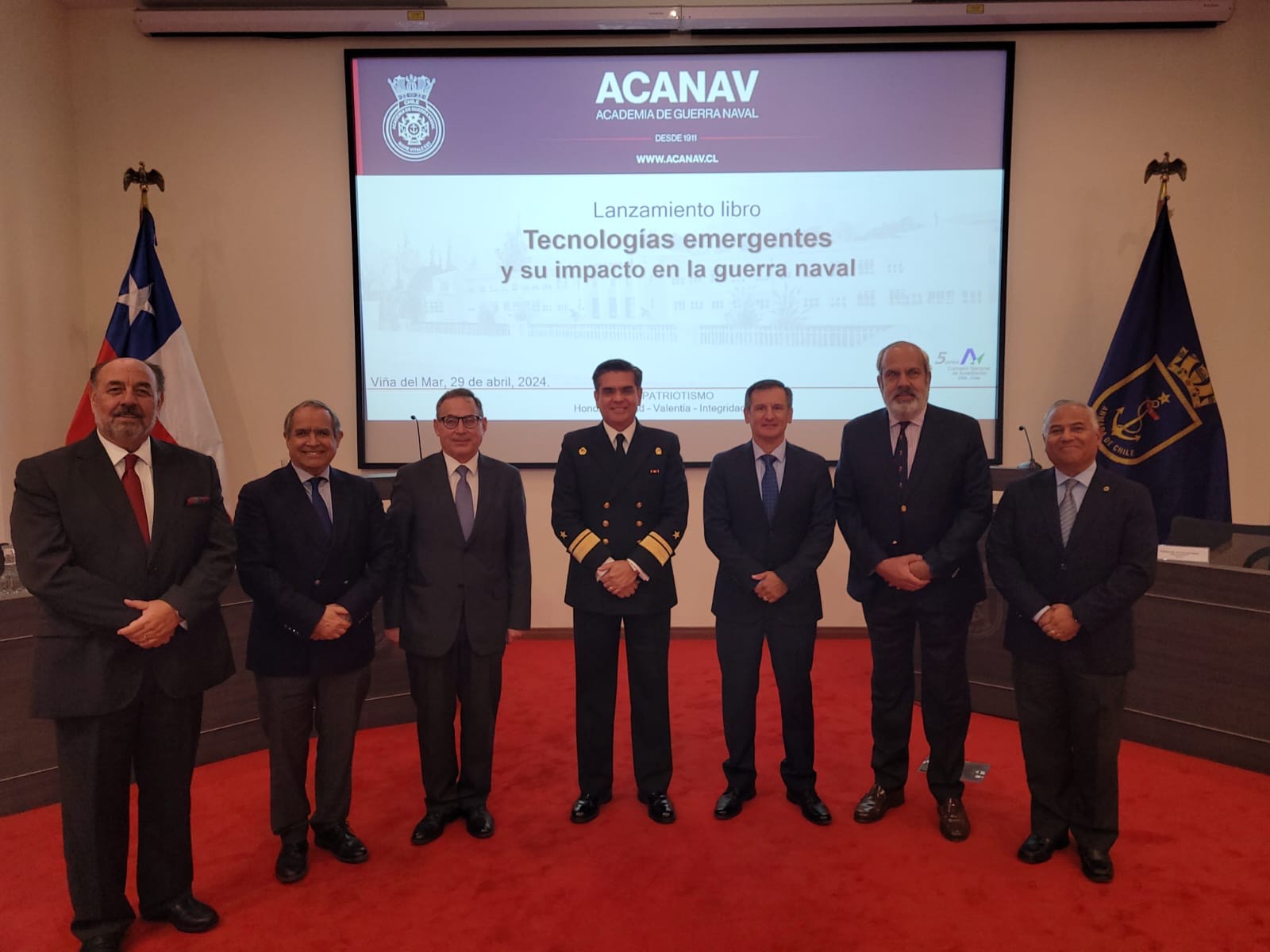 Lee más sobre el artículo Lanzamiento del libro «Tecnologías Emergentes y su Impacto en la Guerra Naval»